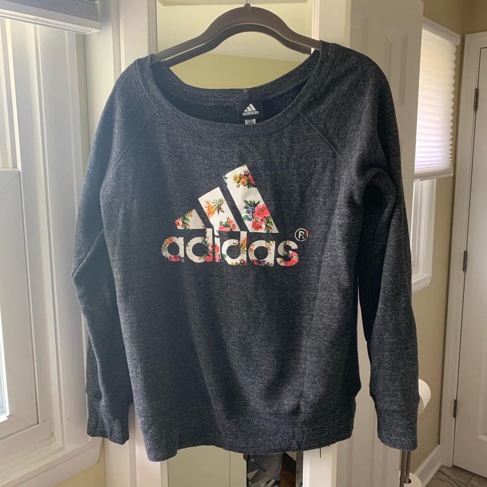 Floral Adidas Sweatshirt 🌸